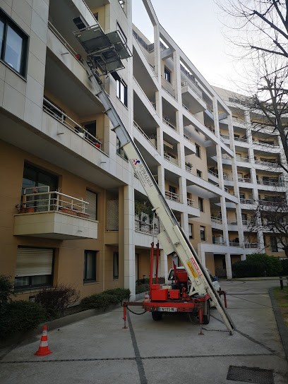 Supradem, Déménageur à Villepreux